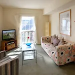 Apartmanhotel Clarkson Street 4*