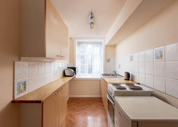 디스커버리 어코모데이션 아파트호텔 휫비