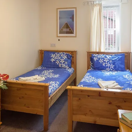 Discovery Aparthotel 4*