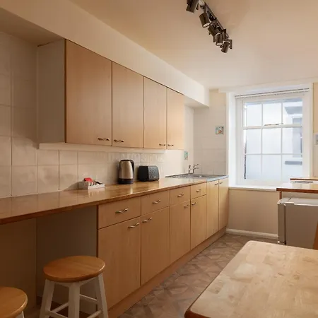 Apart-hotel Discovery Whitby