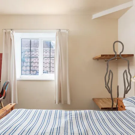 Aparthotel Clarkson Street 4*