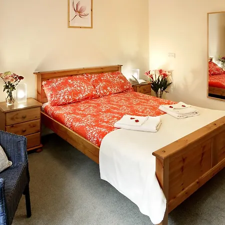 Discovery Aparthotel Whitby