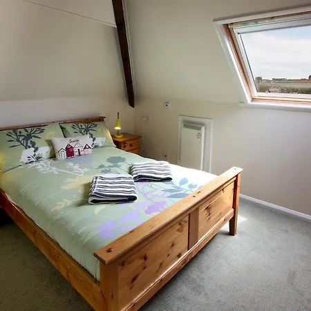 Discovery Aparthotel Whitby