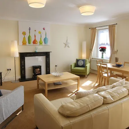 Discovery Aparthotel Whitby