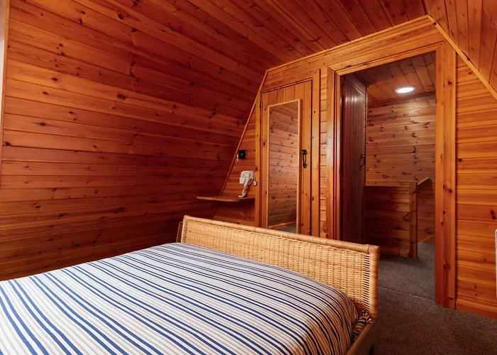 发现住宿旅馆 4*