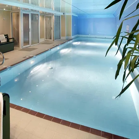 Discovery アパートホテル ウィットビー